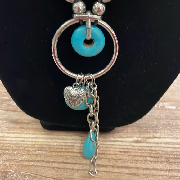 Vintage Silver Tone Turquoise Beaded Large Pendant Statement Necklace - Picture 3 of 4